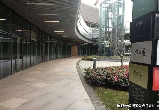 兰香湖贰号官方网站-兰Kaiyun 开云香湖贰号售楼处电话-上海房天下(图8)
