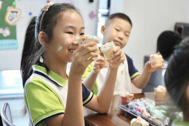 开云 开云体育平台2184个“共同体”、8000余名中小学生受益！济南高新区破解暑期“看护难”出实招(图9)