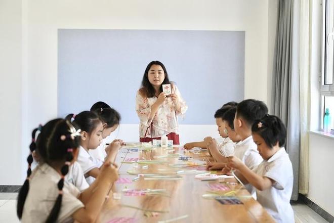 开云 开云体育平台2184个“共同体”、8000余名中小学生受益！济南高新区破解暑期“看护难”出实招(图5)